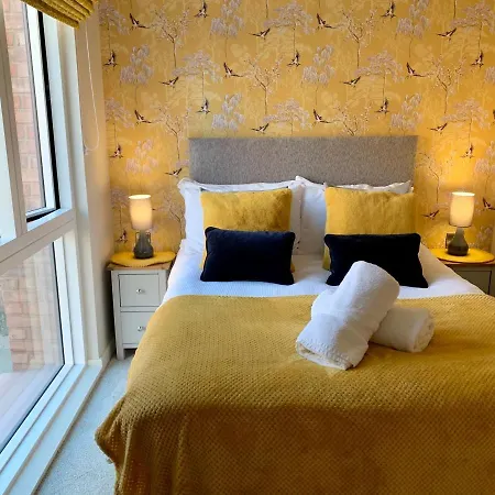 Centre Garden View Getaway For 2 Free Onsite Parking York